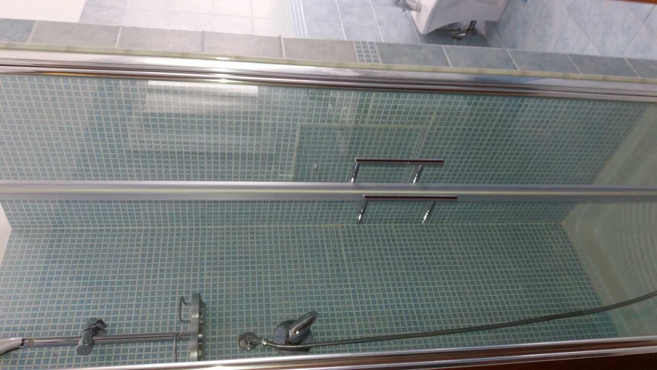 Relax Due Passi Dal Mare Apartman Spadafora Kültér fotó